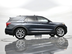 Used 2022  Ford Explorer Platinum 4WD at Landmark Auto Credit Center near springfield&comma; IL