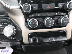 Used 2022  Ram 1500 4WD Laramie Crew Cab 5'7" Box at Landmark Auto Credit Center near springfield&comma; IL