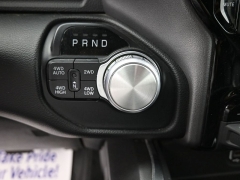 Used 2020  Ram 1500 4WD Crew Cab Laramie at Landmark Auto Credit Center near springfield&comma; IL