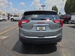 Used 2024  GMC Terrain AWD 4dr SLE at Landmark Auto Credit Center near springfield&comma; IL