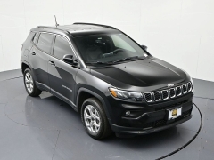 Used 2025  Jeep Compass Latitude 4x4 at Landmark Auto Credit Center near springfield&comma; IL