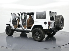Used 2013  Jeep Wrangler Unlimited 4d Convertible Sahara at Landmark Auto Credit Center near springfield&comma; IL