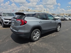 Used 2024  GMC Terrain AWD 4dr SLE at Landmark Auto Credit Center near springfield&comma; IL