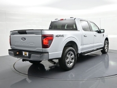 Used 2025  Ford F-150 XLT 4WD SuperCrew 5&period;5' Box at Landmark Auto Credit Center near springfield&comma; IL