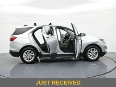 Used 2018  Chevrolet Equinox 4d SUV FWD LT w&sol;1LT at Landmark Auto Credit Center near springfield&comma; IL
