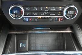 Used 2021  Ford Expedition Limited 4x4 at Landmark Auto Credit Center near springfield&comma; IL