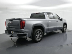 Used 2025  GMC Sierra 1500 4WD Crew Cab 147" SLT at Landmark Auto Credit Center near springfield&comma; IL