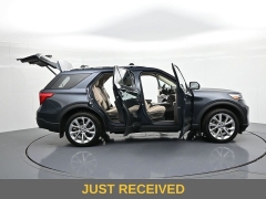 Used 2022  Ford Explorer Platinum 4WD at Landmark Auto Credit Center near springfield&comma; IL
