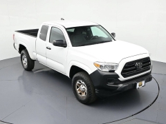 Used 2019  Toyota Tacoma 2WD SR Access Cab 6' Bed I4 AT &lpar;Natl&rpar; at Landmark Auto Credit Center near springfield&comma; IL