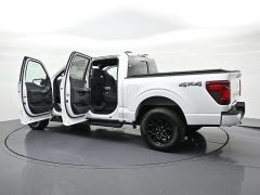 Used 2024  Ford F-150 XLT 4WD SuperCrew Box at Landmark Auto Credit Center near springfield&comma; IL