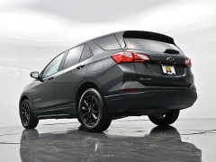Used 2020  Chevrolet Equinox 4d SUV FWD LS w&sol;1LS at Landmark Auto Credit Center near springfield&comma; IL