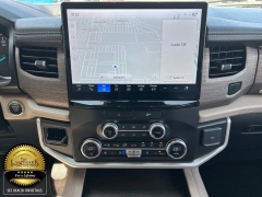 Used 2023  Ford Expedition Limited 4x4 at Landmark Auto Credit Center near springfield&comma; IL