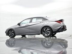 Used 2024  Hyundai Elantra Limited IVT at Landmark Auto Credit Center near springfield&comma; IL