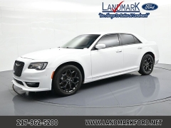 Used 2022  Chrysler 300 Touring L AWD at Landmark Auto Credit Center near springfield&comma; IL