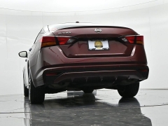 Used 2025  Nissan Altima SV FWD at Landmark Auto Credit Center near springfield&comma; IL