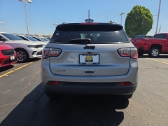 Used 2018  Jeep Compass 4d SUV FWD Latitude Altitude at Landmark Auto Credit Center near springfield&comma; IL