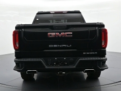 Used 2019  GMC Sierra 1500 4WD Crew Cab 147" Denali at Landmark Auto Credit Center near springfield&comma; IL