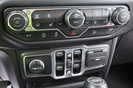 Used 2019  Jeep Wrangler Unlimited Sport Altitude 4x4 at Landmark Auto Credit Center near springfield&comma; IL