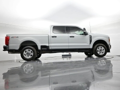 Used 2025  Ford Super Duty F-250 4WD XLT Crew Cab SRW 6&period;75' Box at Landmark Auto Credit Center near springfield&comma; IL