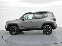 Used 2023  Jeep Renegade Trailhawk 4x4 at Landmark Auto Credit Center near springfield&comma; IL