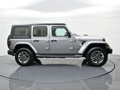 Used 2019  Jeep Wrangler Unlimited Sahara 4x4 at Landmark Auto Credit Center near springfield&comma; IL
