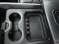 Used 2020  Ram 1500 4WD Crew Cab Laramie at Landmark Auto Credit Center near springfield&comma; IL