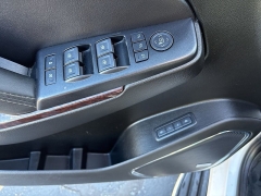 Used 2019  GMC Yukon 4d SUV 4WD SLT at Landmark Auto Credit Center near springfield&comma; IL