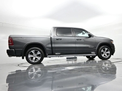 Used 2020  Ram 1500 4WD Crew Cab Laramie at Landmark Auto Credit Center near springfield&comma; IL