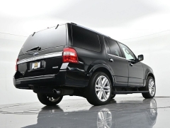 Used 2017  Ford Expedition 4d SUV 4WD Limited at Landmark Auto Credit Center near springfield&comma; IL