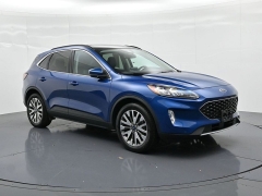 Used 2022  Ford Escape Titanium AWD at Landmark Auto Credit Center near springfield&comma; IL