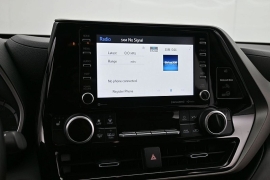 Used 2021  Toyota Highlander XLE AWD at Landmark Auto Credit Center near springfield&comma; IL