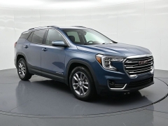 Used 2024  GMC Terrain FWD 4dr SLT at Landmark Auto Credit Center near springfield&comma; IL