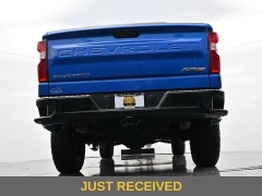 Used 2022  Chevrolet Silverado 1500 4WD Crew Cab 147" ZR2 at Landmark Auto Credit Center near springfield&comma; IL