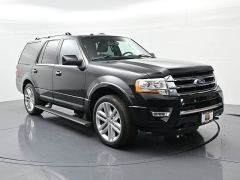 Used 2017  Ford Expedition 4d SUV 4WD Limited at Landmark Auto Credit Center near springfield&comma; IL