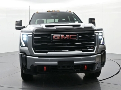 Used 2024  GMC Sierra 2500HD 4WD Crew Cab 159" AT4 at Landmark Auto Credit Center near springfield&comma; IL