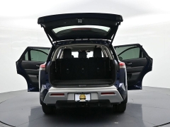 Used 2024  Nissan Pathfinder SL 2WD at Landmark Auto Credit Center near springfield&comma; IL