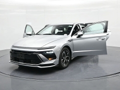 Used 2024  Hyundai Sonata SEL 2&period;5L AWD at Landmark Auto Credit Center near springfield&comma; IL