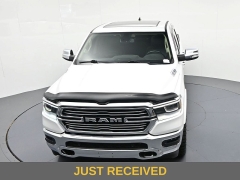 Used 2020  Ram 1500 4WD Crew Cab Laramie at Landmark Auto Credit Center near springfield&comma; IL