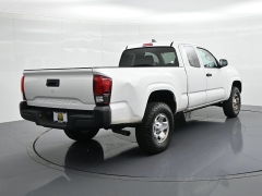 Used 2019  Toyota Tacoma 2WD SR Access Cab 6' Bed I4 AT &lpar;Natl&rpar; at Landmark Auto Credit Center near springfield&comma; IL