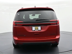 Used 2025  Chrysler Pacifica Limited FWD at Landmark Auto Credit Center near springfield&comma; IL