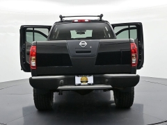 Used 2011  Nissan Frontier 4WD Crew Cab SWB Auto PRO-4X at Landmark Auto Credit Center near springfield&comma; IL