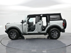 Used 2022  Ford Bronco Big Bend 4 Door 4x4 at Landmark Auto Credit Center near springfield&comma; IL