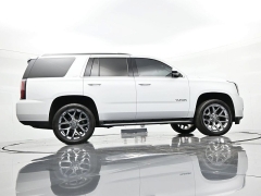 Used 2019  GMC Yukon 4d SUV 4WD SLT at Landmark Auto Credit Center near springfield&comma; IL
