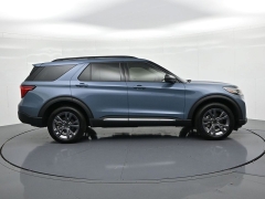Used 2025  Ford Explorer Active 4WD at Landmark Auto Credit Center near springfield&comma; IL