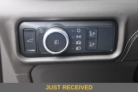 Used 2022  Ford Explorer Platinum 4WD at Landmark Auto Credit Center near springfield&comma; IL
