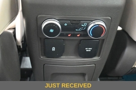 Used 2022  Ford Explorer Platinum 4WD at Landmark Auto Credit Center near springfield&comma; IL
