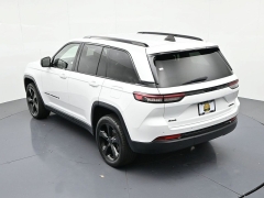 Used 2023  Jeep Grand Cherokee Limited 4x4 at Landmark Auto Credit Center near springfield&comma; IL