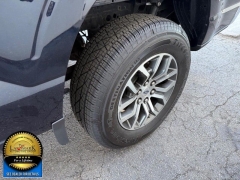 Used 2022  Ford F-150 4WD LARIAT SuperCrew 5&period;5' Box at Landmark Auto Credit Center near springfield&comma; IL