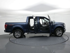 Used 2017  Ford F-150 4WD SuperCrew Lariat 5 1&sol;2 at Landmark Auto Credit Center near springfield&comma; IL