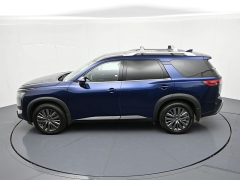 Used 2024  Nissan Pathfinder SL 2WD at Landmark Auto Credit Center near springfield&comma; IL